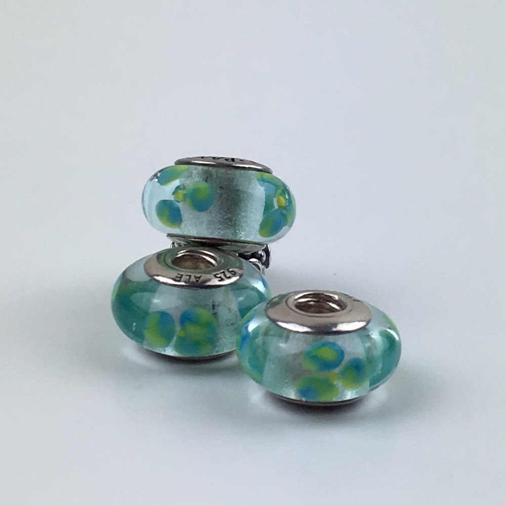 Authentic SS Retired Pandora Murano Glass 79607